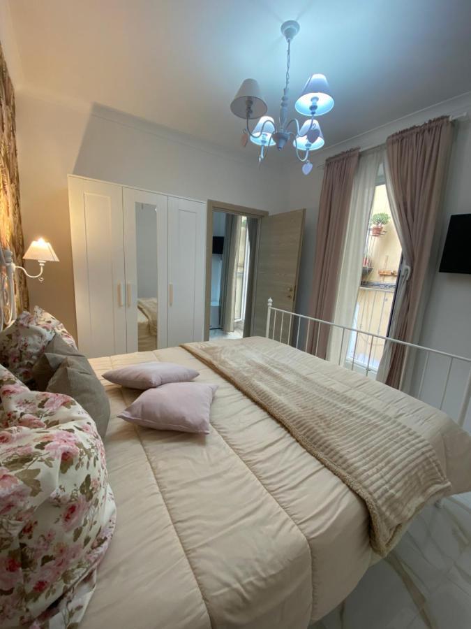 נאפולי B&B Carme מראה חיצוני תמונה