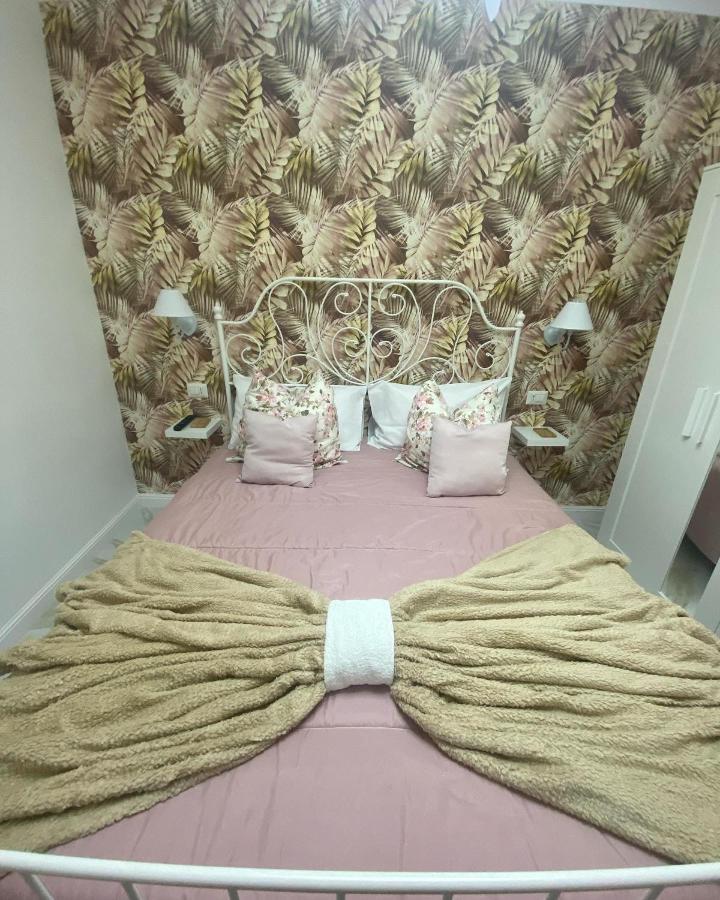 נאפולי B&B Carme מראה חיצוני תמונה