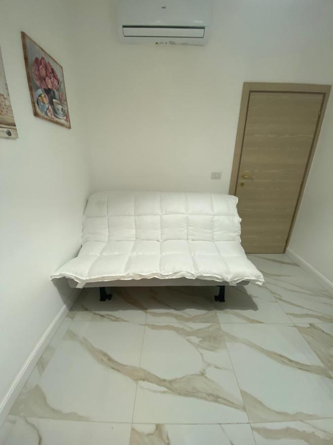 נאפולי B&B Carme מראה חיצוני תמונה